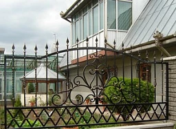 Металлический кованный забор